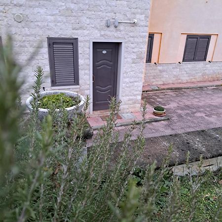 La Casa Di Mezzo-Affitti Brevi-Zona Ospedali Vila Busso Exterior foto